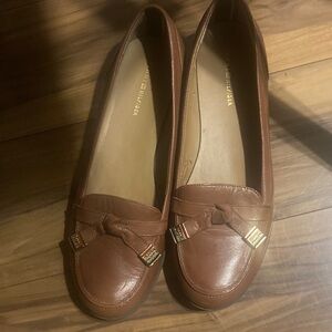 Tommy Hilfiger Cognac Brown Leather Knotted Loafers